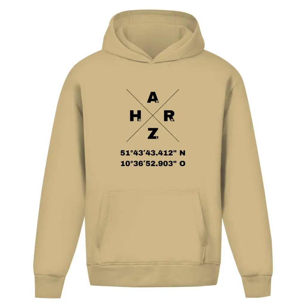 Sand Oversize Hoodie ohne Kordel mit den Koordinaten des Memory Hotels in Braunlage im Harz.