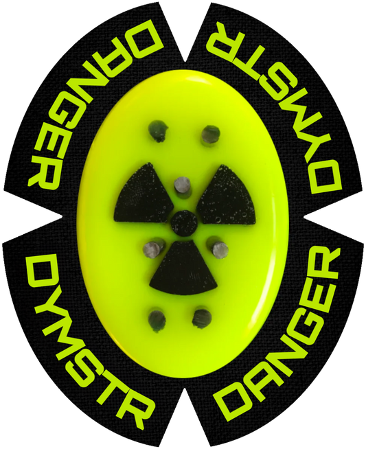 DymoStar / DYMSTR Knieschleifer / Kneeslider aus Kunststoff / plastic  schwarz / black und yellow / gelb das Logo im Schleifer ist nuklea. Der Knieschleifer hat Titan Stifte für Funken / Sparky 